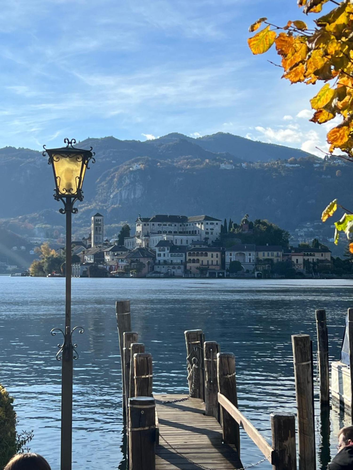 Residenza San Rocco "Suite Sul Lago" 奥尔塔圣朱利奥 外观 照片